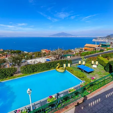 Estate4home - Luisa Play&pool * Sant'Agata sui due Golfi