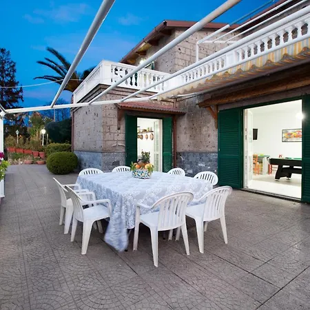 Estate4home - Luisa Play&pool SantʼAgata sui Due Golfi
